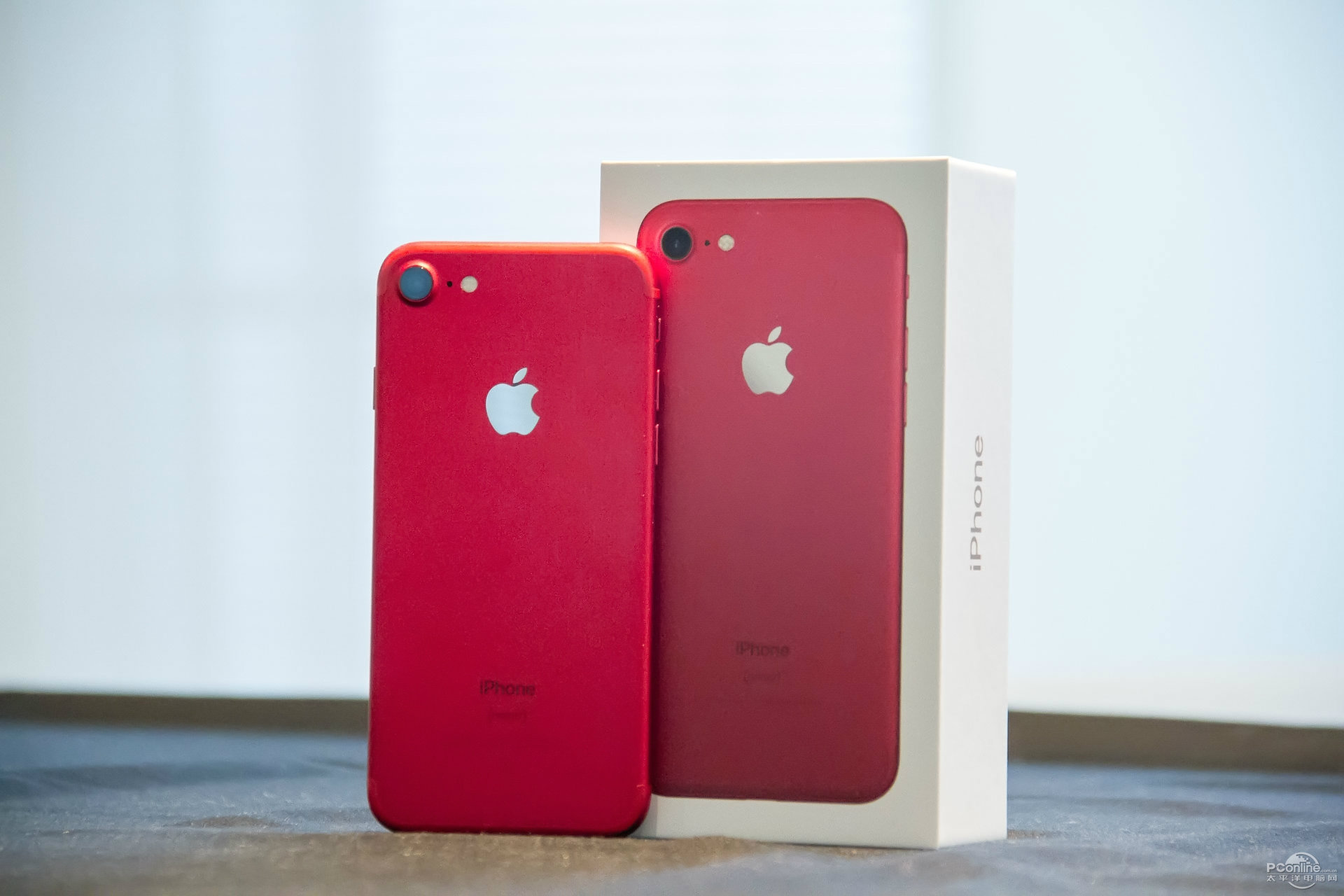 苹果手机红色版价格(iphone红色款的含义)-第2张图片-太平洋在线下载